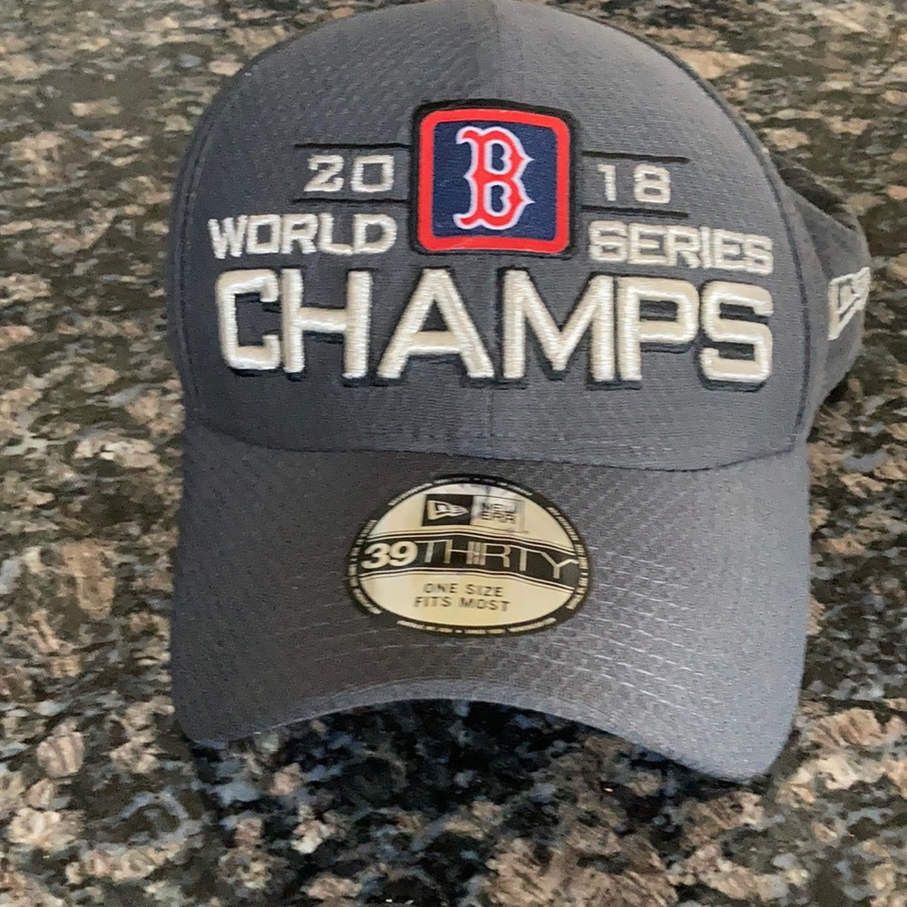 NEW ERA BOSTON RED SOX 2018 WORLD SERIES HAT NWT